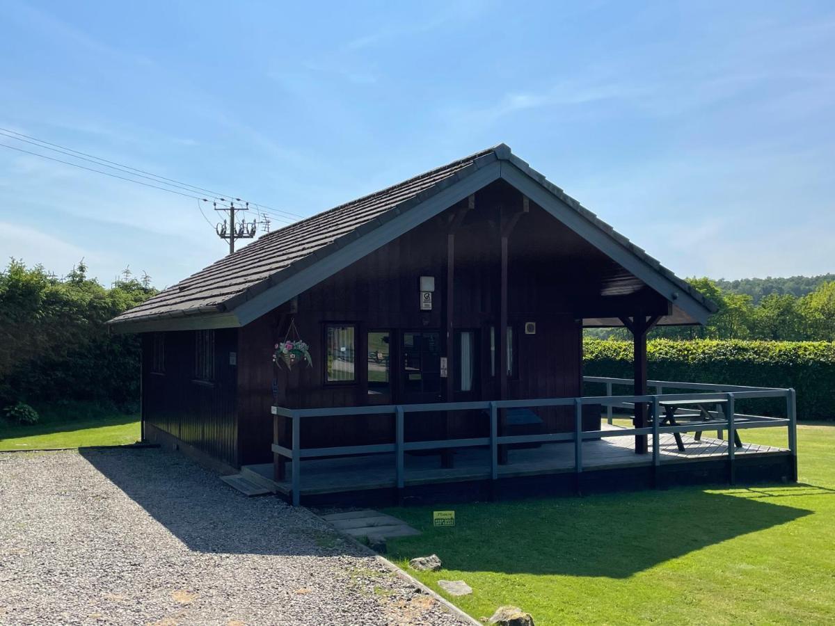 Wellsfield Farm Holiday Lodges Stirling Extérieur photo