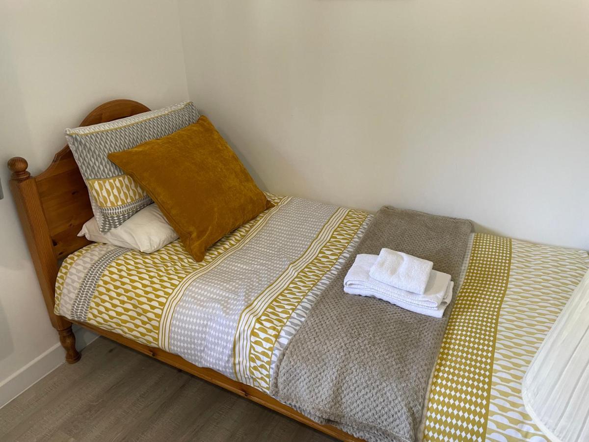 Wellsfield Farm Holiday Lodges Stirling Extérieur photo