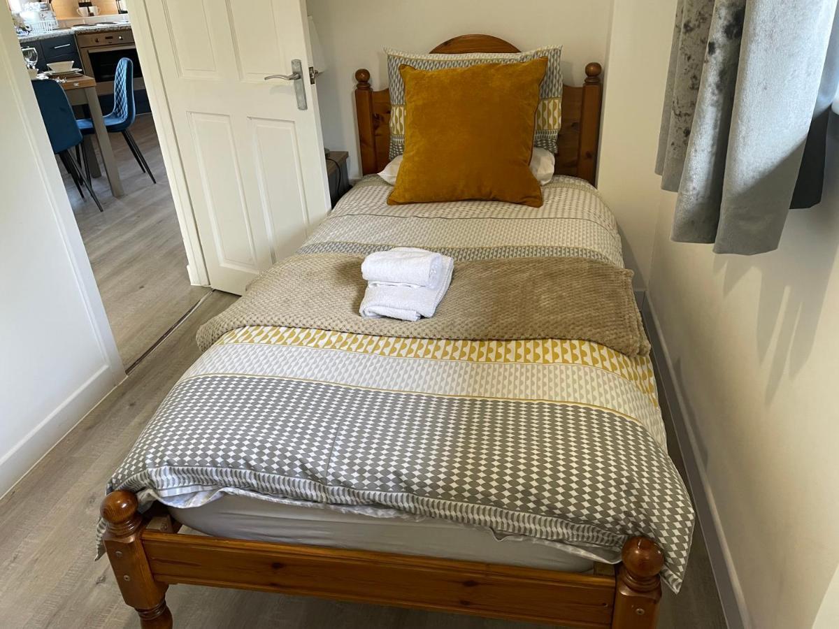 Wellsfield Farm Holiday Lodges Stirling Extérieur photo