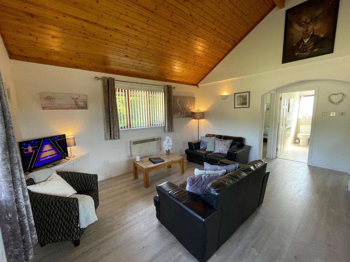Wellsfield Farm Holiday Lodges Stirling Extérieur photo