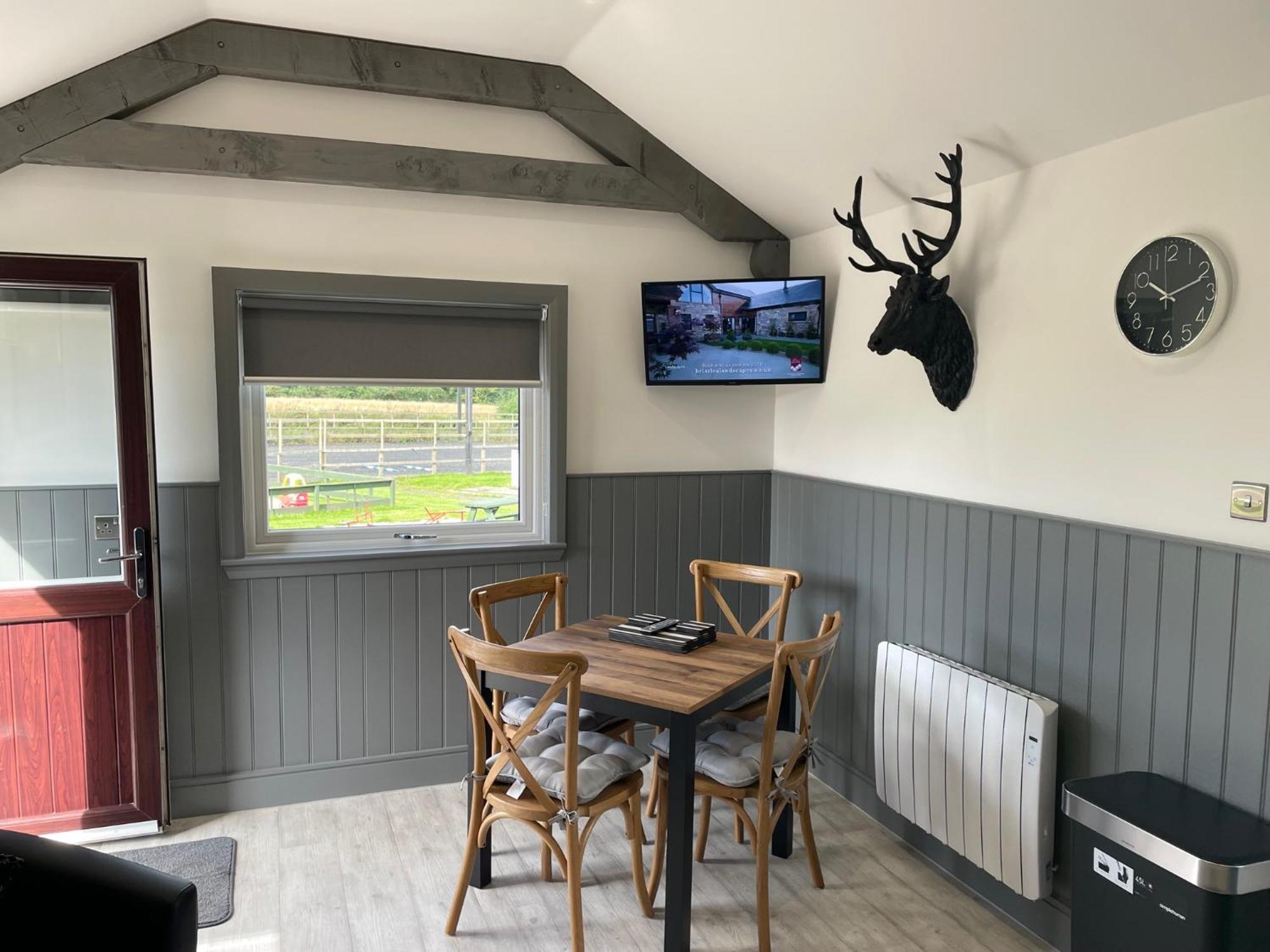 Wellsfield Farm Holiday Lodges Stirling Extérieur photo